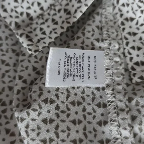 Express Women's Size Medium Petite Cream Gray Pattern Button Down Shirt Dress - Picture 7 of 7